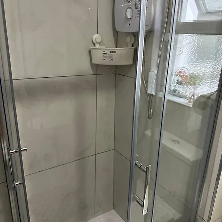 Charming 2-bedroom In Center Apartment
