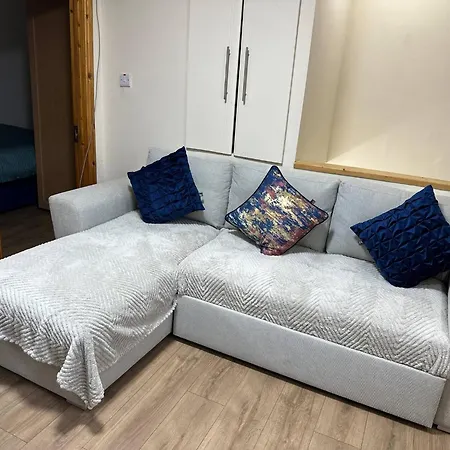 Charming 2-bedroom In Center * Dublin