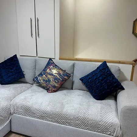 Charming 2-bedroom In Center Dublin
