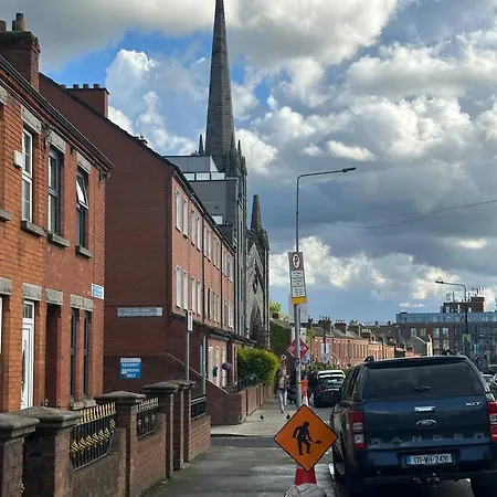 Charming 2-bedroom In Center Apartment Dublin